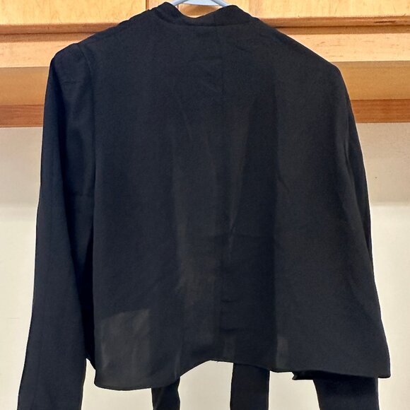 Black Blazer with cute tie detail in front Size L - Picture 4 of 5